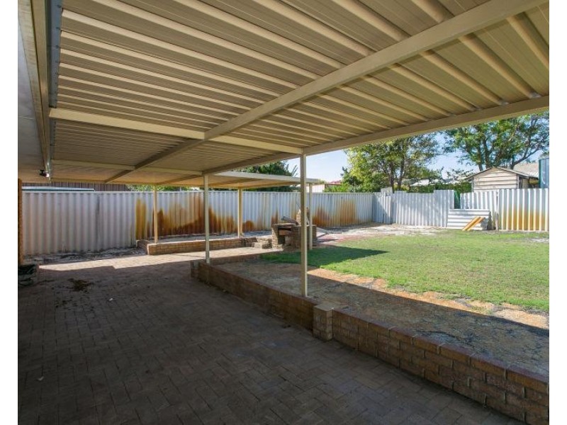 32 Amazon Drive, Beechboro WA 6063