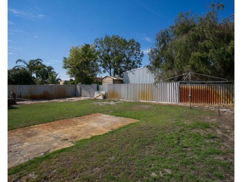 32 Amazon Drive, Beechboro WA 6063