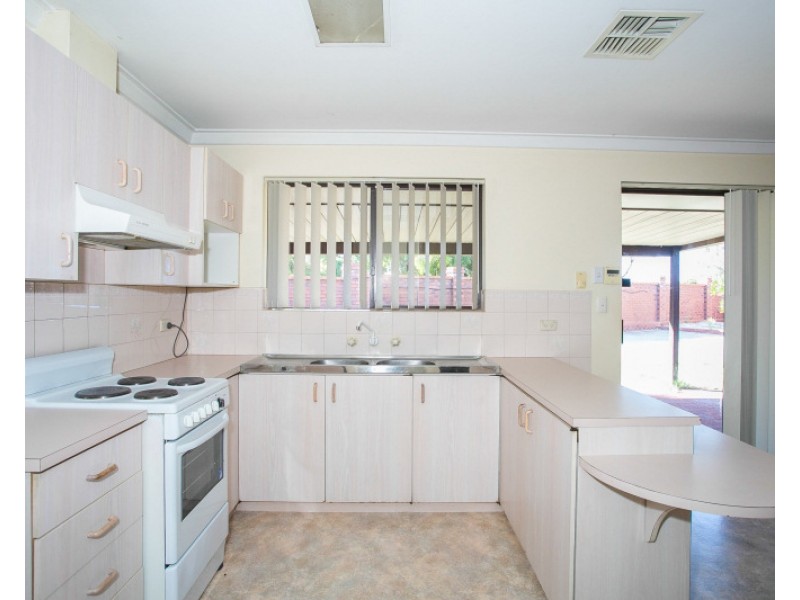 6 Edge Place, Dianella WA 6059