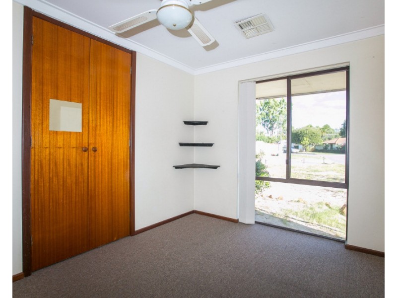 6 Edge Place, Dianella WA 6059