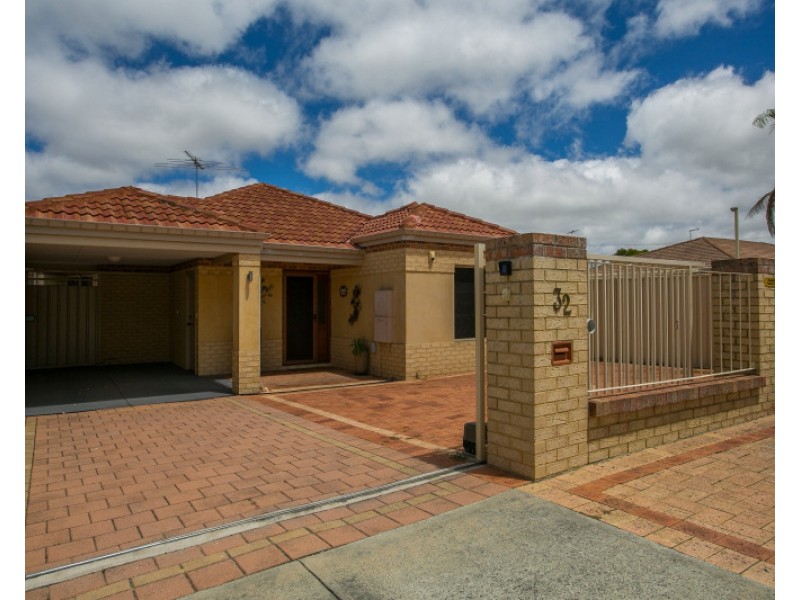 32 Marda Way, Nollamara WA 6061