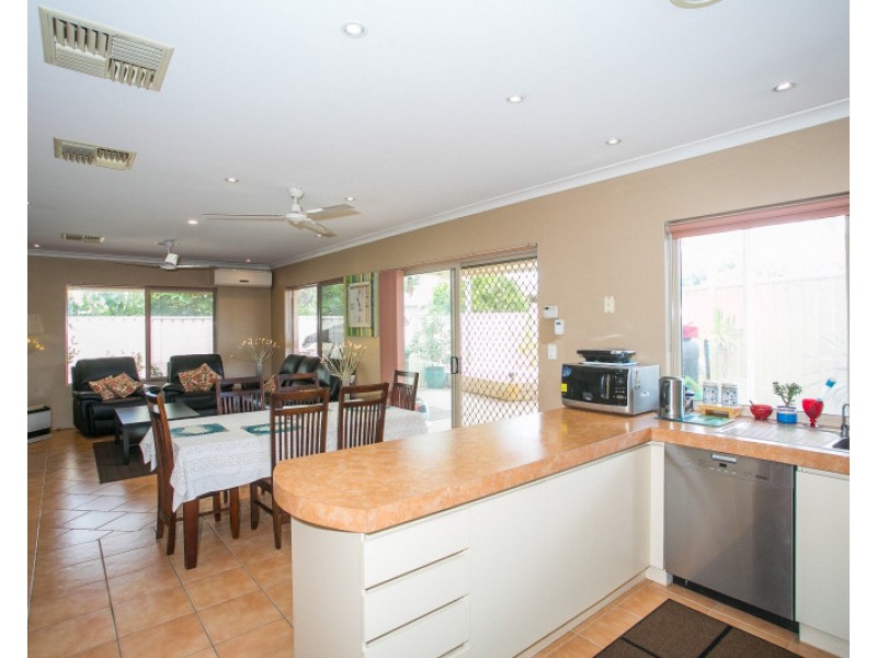 32 Marda Way, Nollamara WA 6061