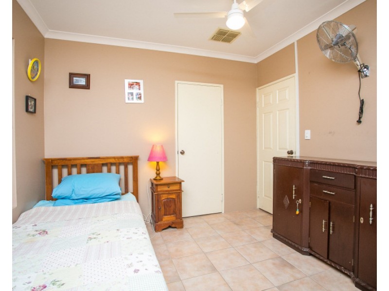 32 Marda Way, Nollamara WA 6061