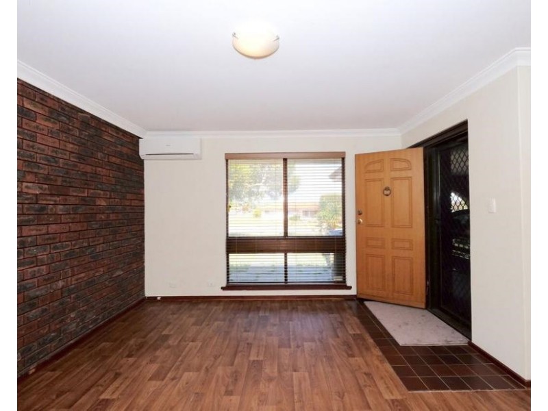 133B Giles Avenue, Padbury WA 6025