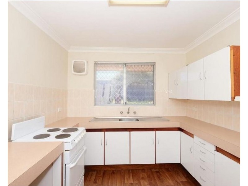 133B Giles Avenue, Padbury WA 6025