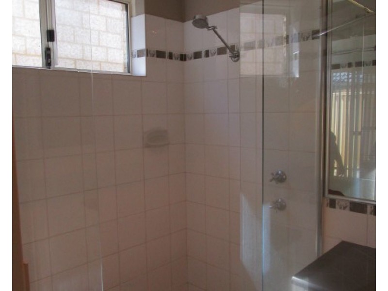 10 La Trobe Street, Landsdale WA 6065