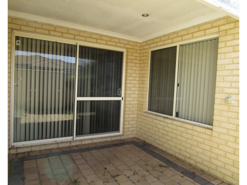 10 La Trobe Street, Landsdale WA 6065