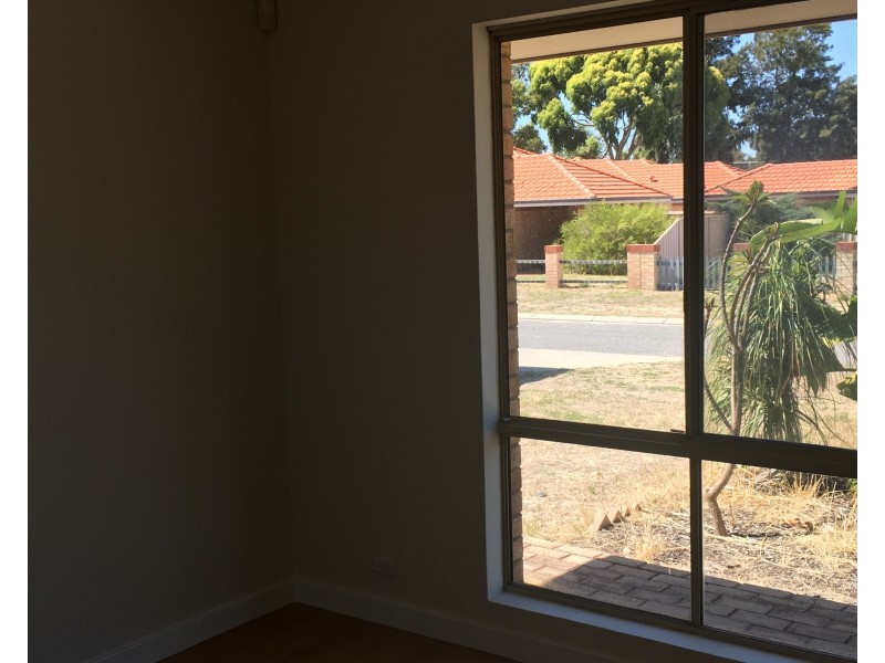 14 Ottawa Crescent, Beechboro WA 6063