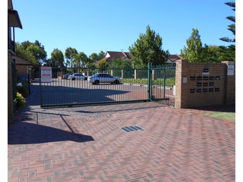 24/20 Gochean Avenue, Bentley WA 6102