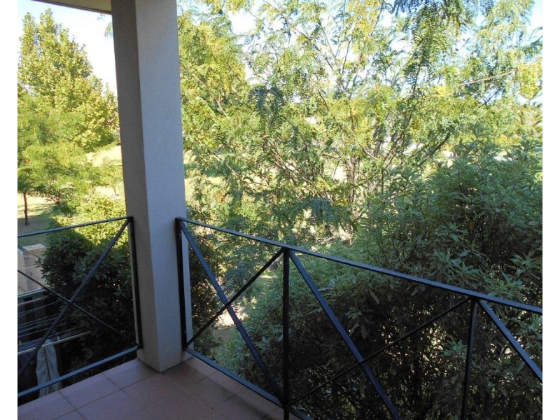 24/20 Gochean Avenue, Bentley WA 6102