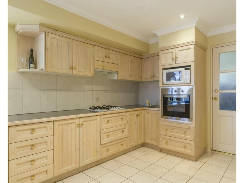 15 Bellerive Boulevard, Madeley WA 6065