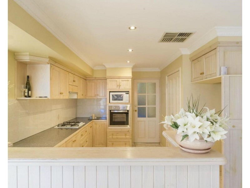 15 Bellerive Boulevard, Madeley WA 6065