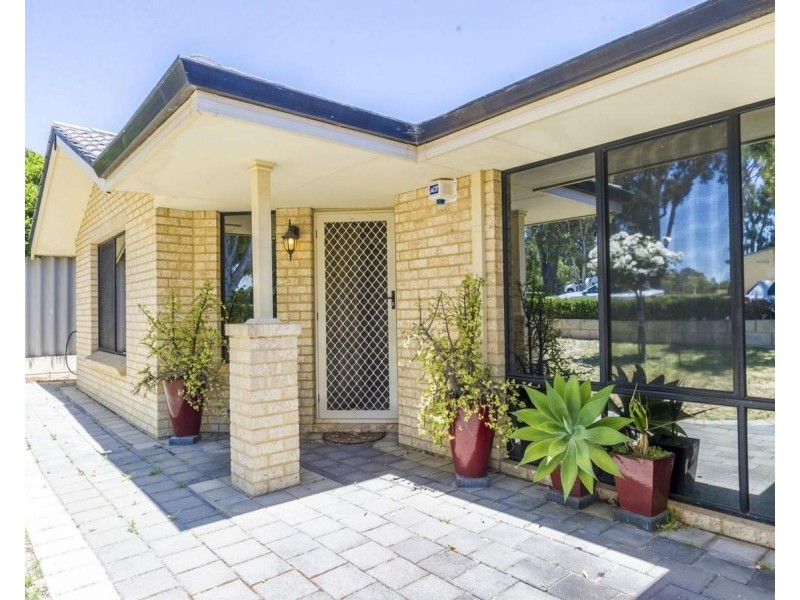 15 Bellerive Boulevard, Madeley WA 6065