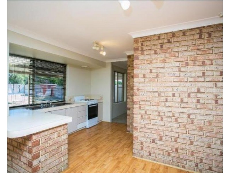 28 Parin Road, Marangaroo WA 6064