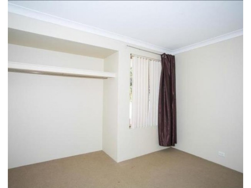 28 Parin Road, Marangaroo WA 6064