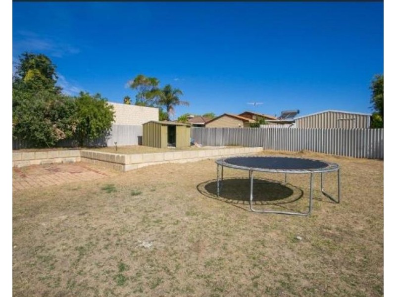 28 Parin Road, Marangaroo WA 6064