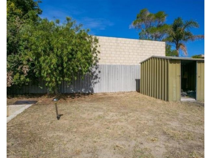 28 Parin Road, Marangaroo WA 6064