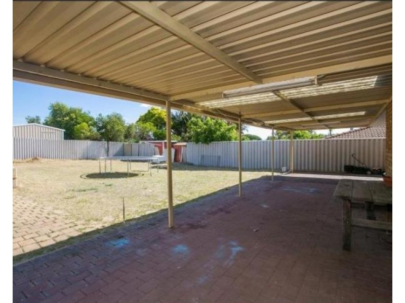 28 Parin Road, Marangaroo WA 6064