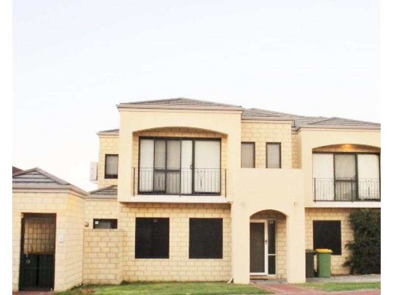 1/12  Leila Street, Cannington WA 6107