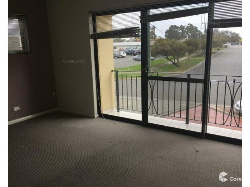 1/12  Leila Street, Cannington WA 6107