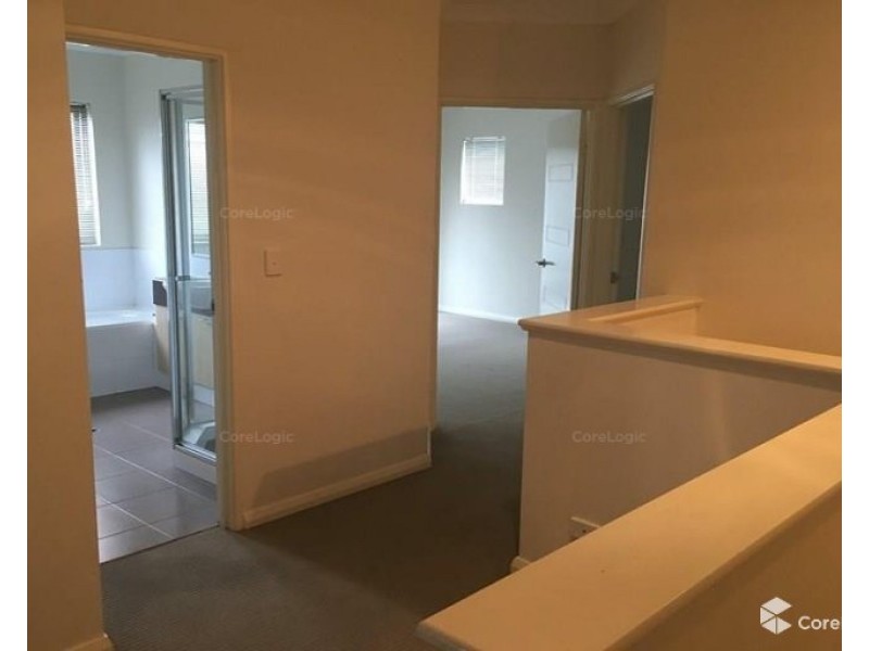 1/12  Leila Street, Cannington WA 6107