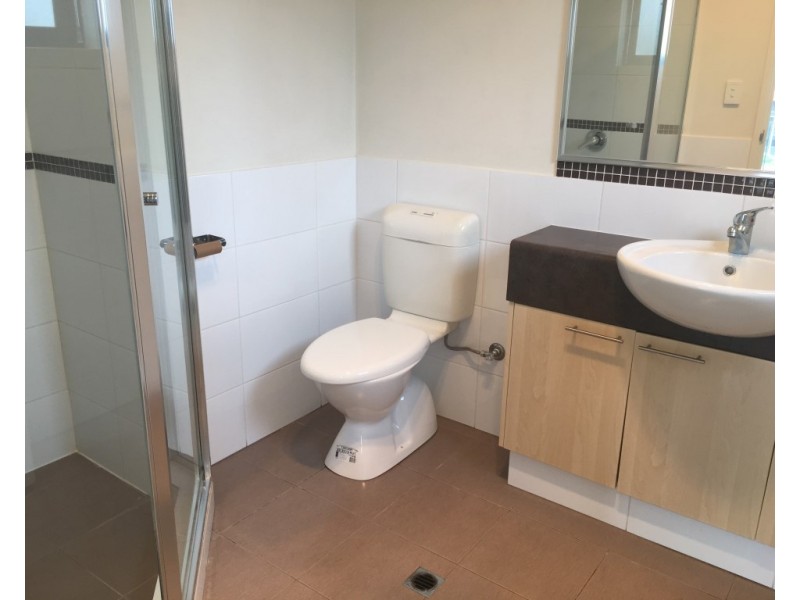 1/12  Leila Street, Cannington WA 6107