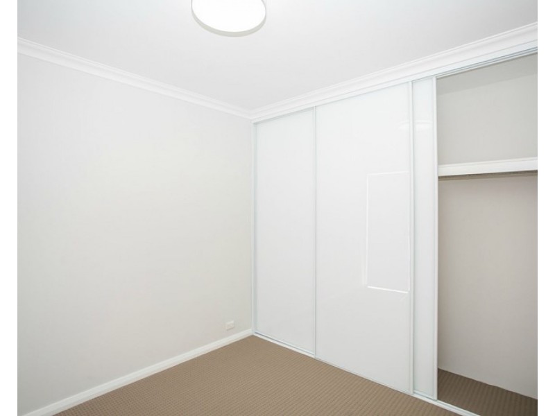 176A Ravenswood Drive, Nollamara WA 6061