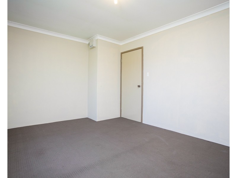 8 Amazon Drive, Beechboro WA 6063
