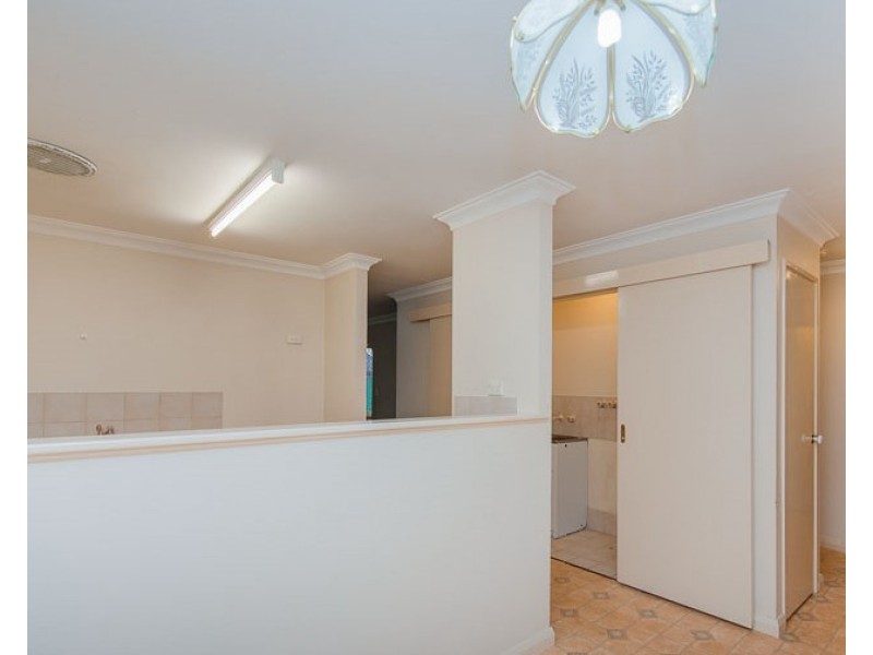 2/19 Hamersley Street, Midland WA 6056