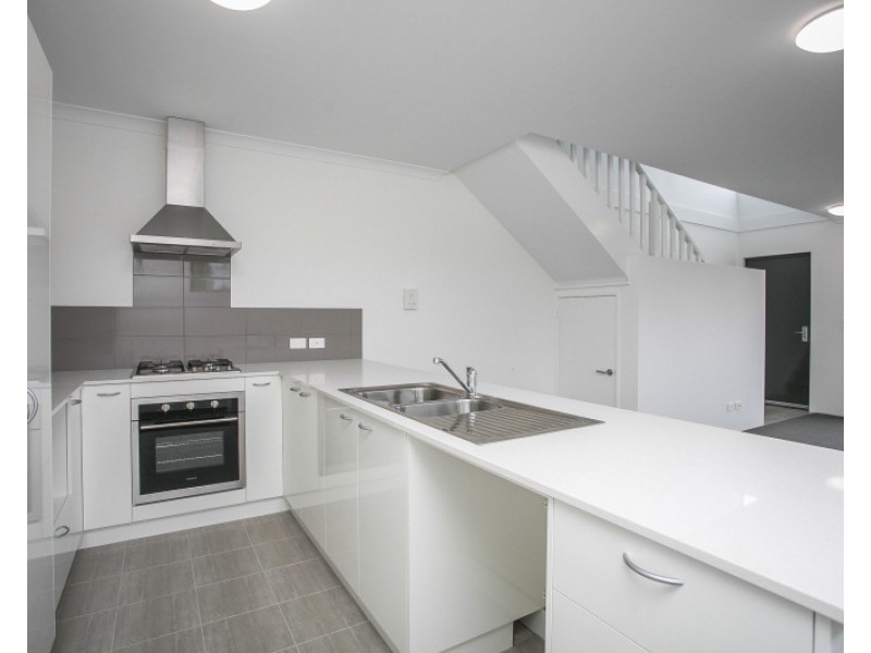 46/558 Metcalfe Road, Ferndale WA 6148