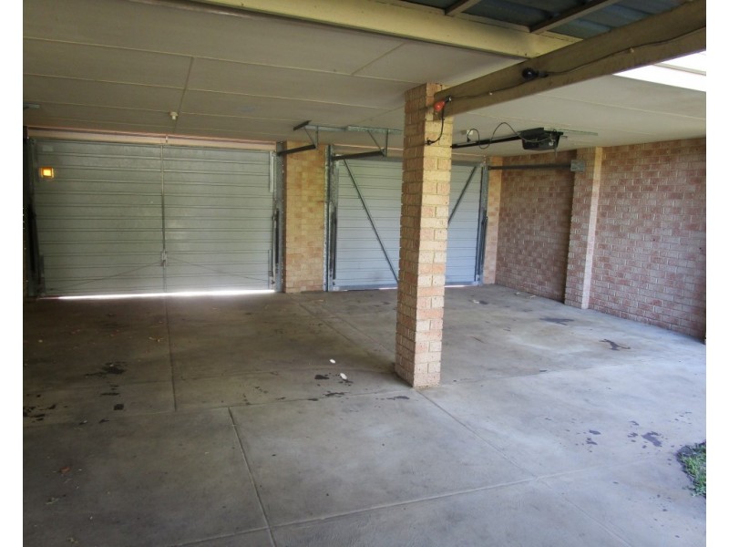 19 Gerosa Place, Alexander Heights WA 6064