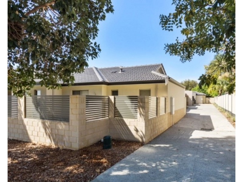 15D Sixth Road, Armadale WA 6112
