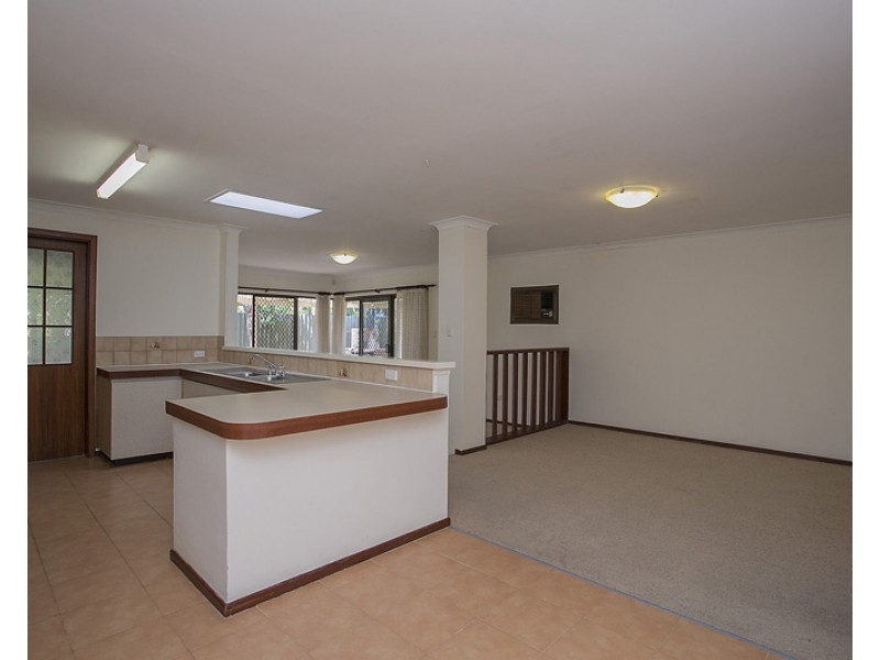 25 Sylvana Way, Willetton WA 6155