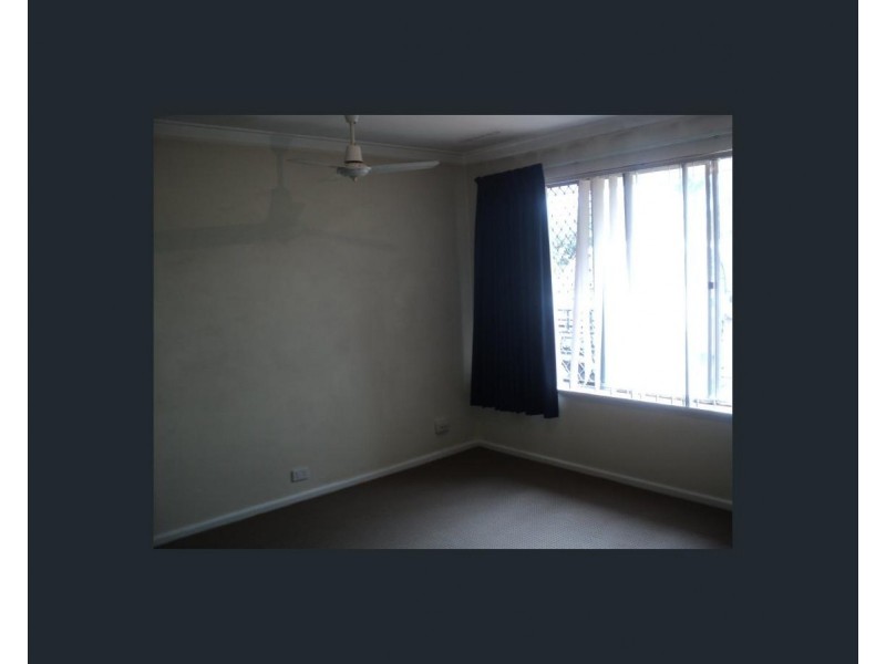 91 Carisbrooke  Street, Maddington WA 6109