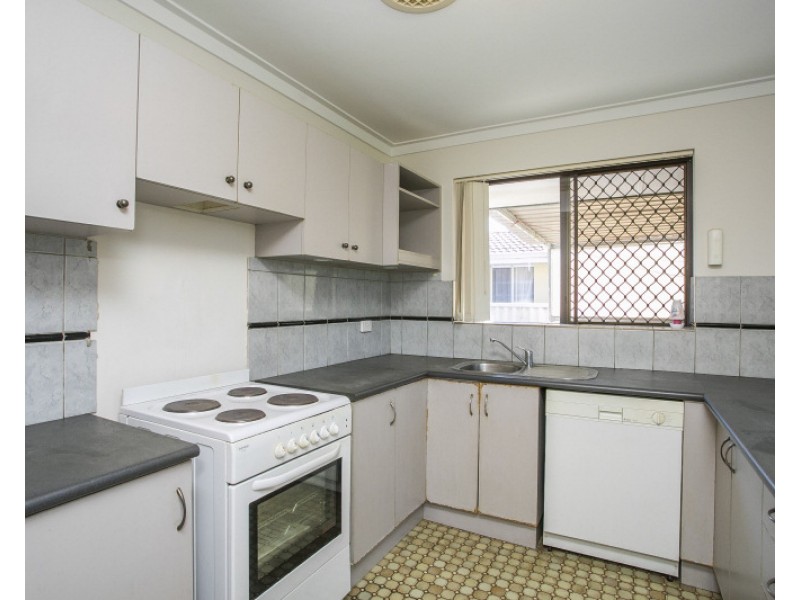 20 Baker Court, Langford WA 6147