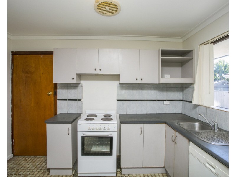 20 Baker Court, Langford WA 6147