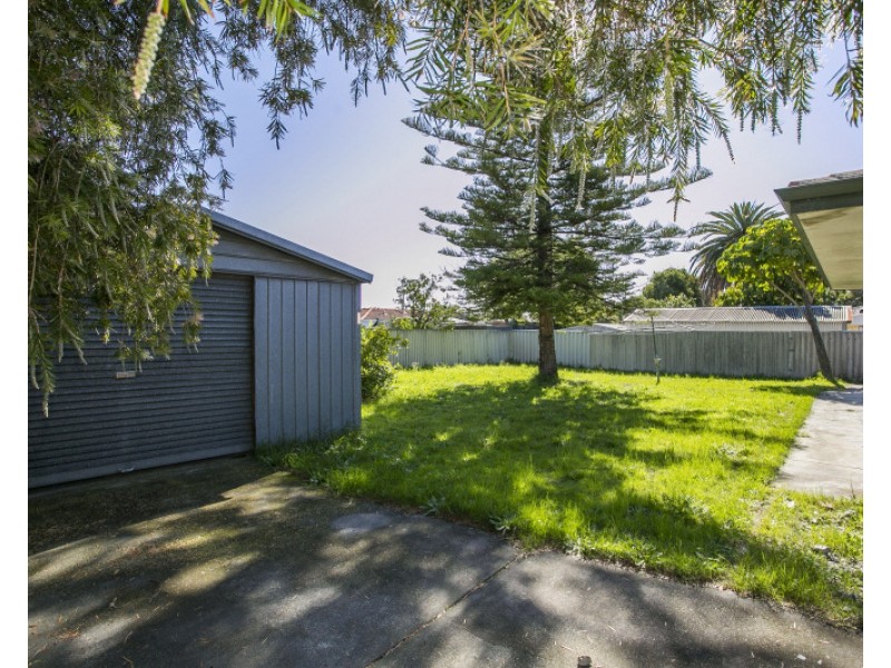 20 Baker Court, Langford WA 6147