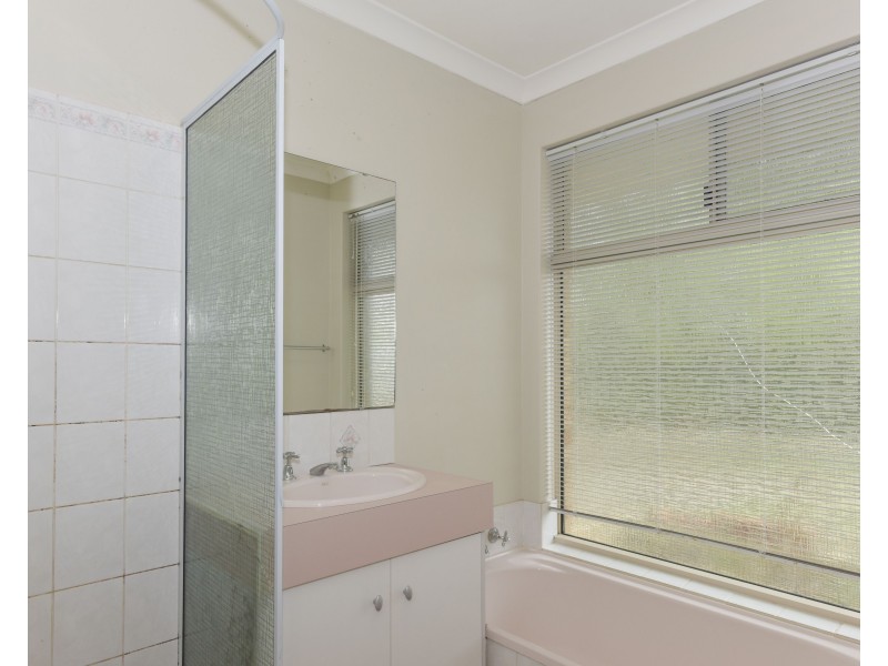 7 Minto Court, Success WA 6164