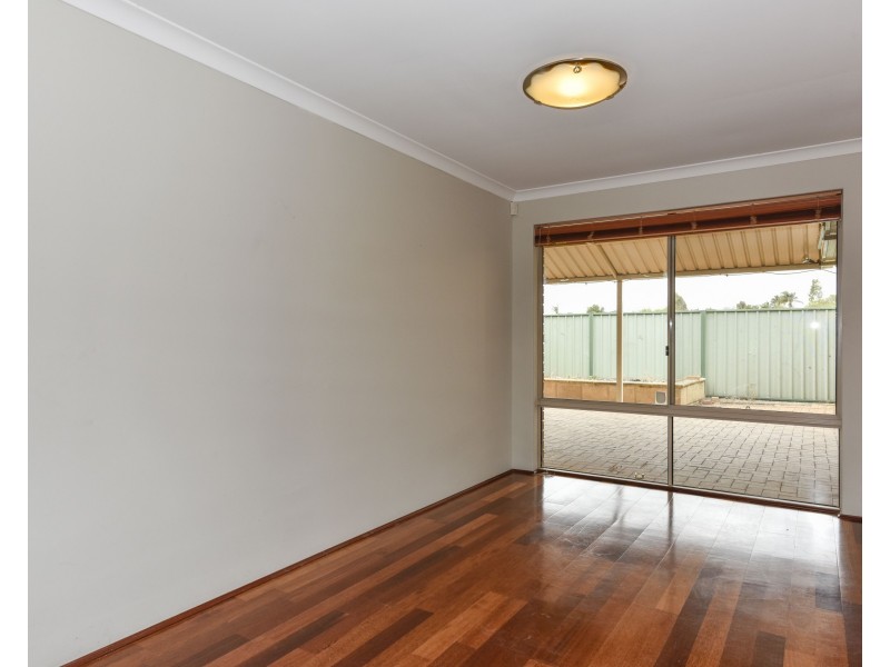 7 Minto Court, Success WA 6164
