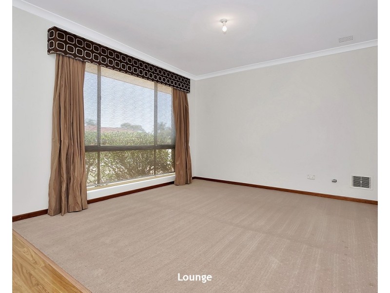 8 Cocos Grove, Kiara WA 6054