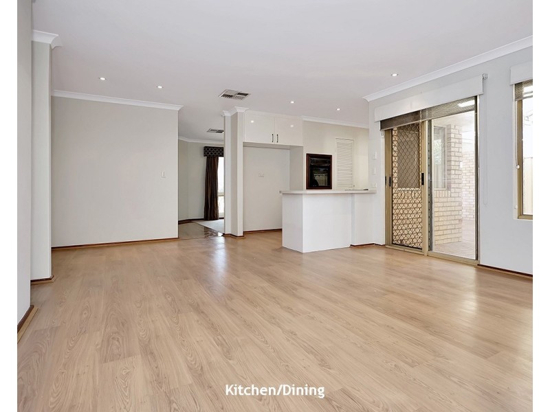 8 Cocos Grove, Kiara WA 6054