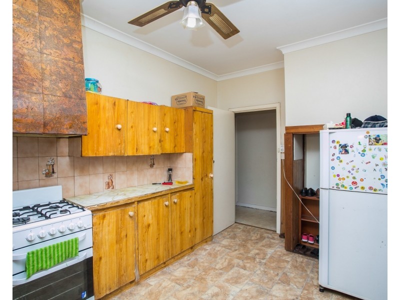 7 Letsom Way, Langford WA 6147