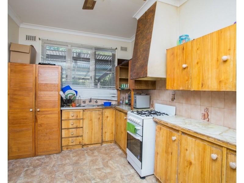 7 Letsom Way, Langford WA 6147