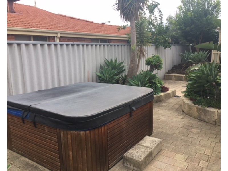 3 Cocos Place, Marangaroo WA 6064