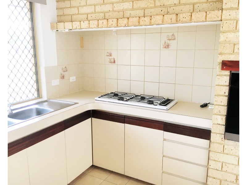 1/12 Fogerthorpe Crescent, Maylands WA 6051