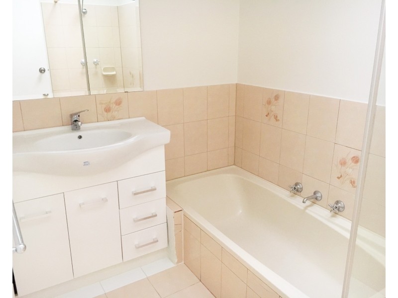 1/12 Fogerthorpe Crescent, Maylands WA 6051