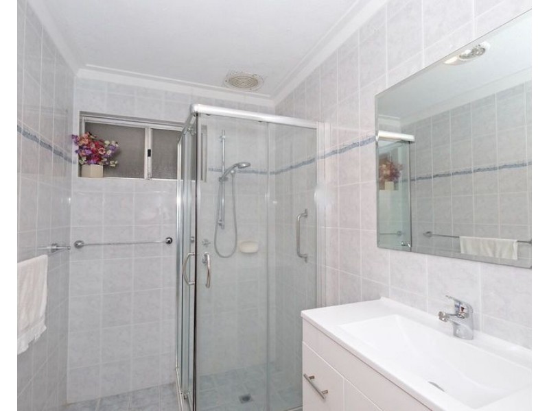 1 Warner Road, High Wycombe WA 6057