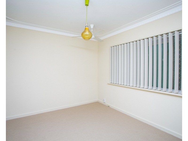235 Flinders Street, Yokine WA 6060