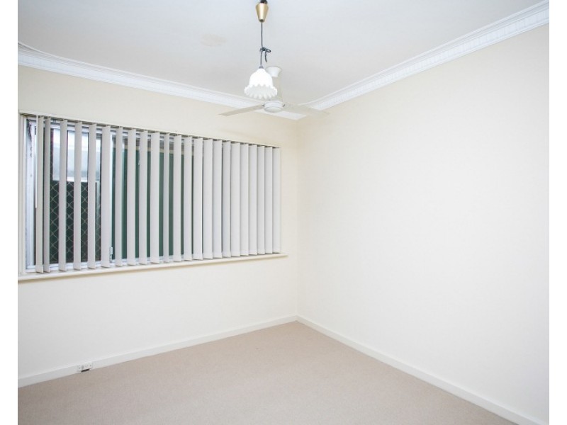 235 Flinders Street, Yokine WA 6060
