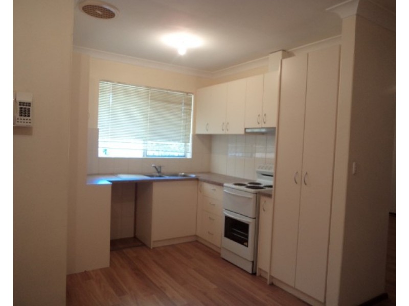 1 Hart Court, Wanneroo WA 6065
